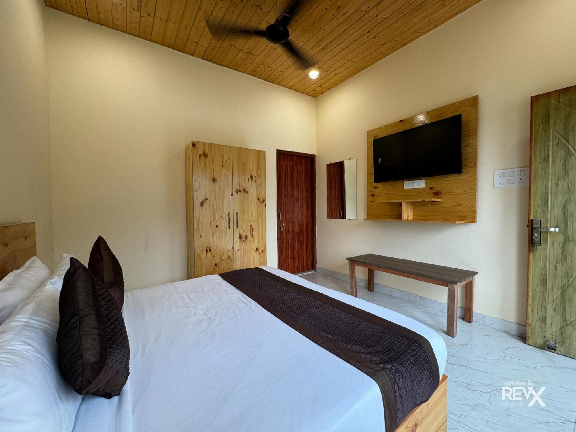 The Leisure Cave On The Ganges Hotel Rishīkesh Buitenkant foto