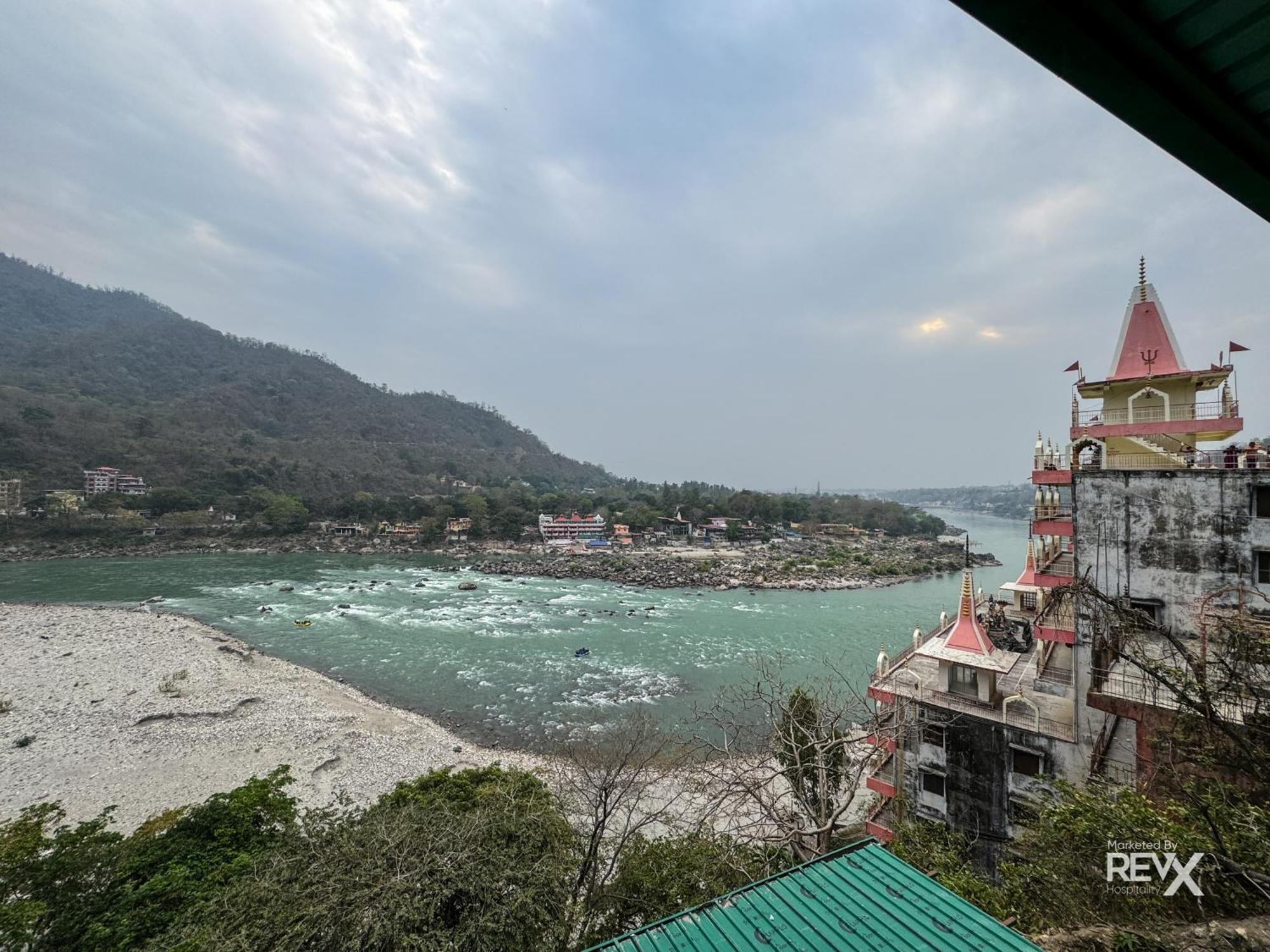 The Leisure Cave On The Ganges Hotel Rishīkesh Buitenkant foto