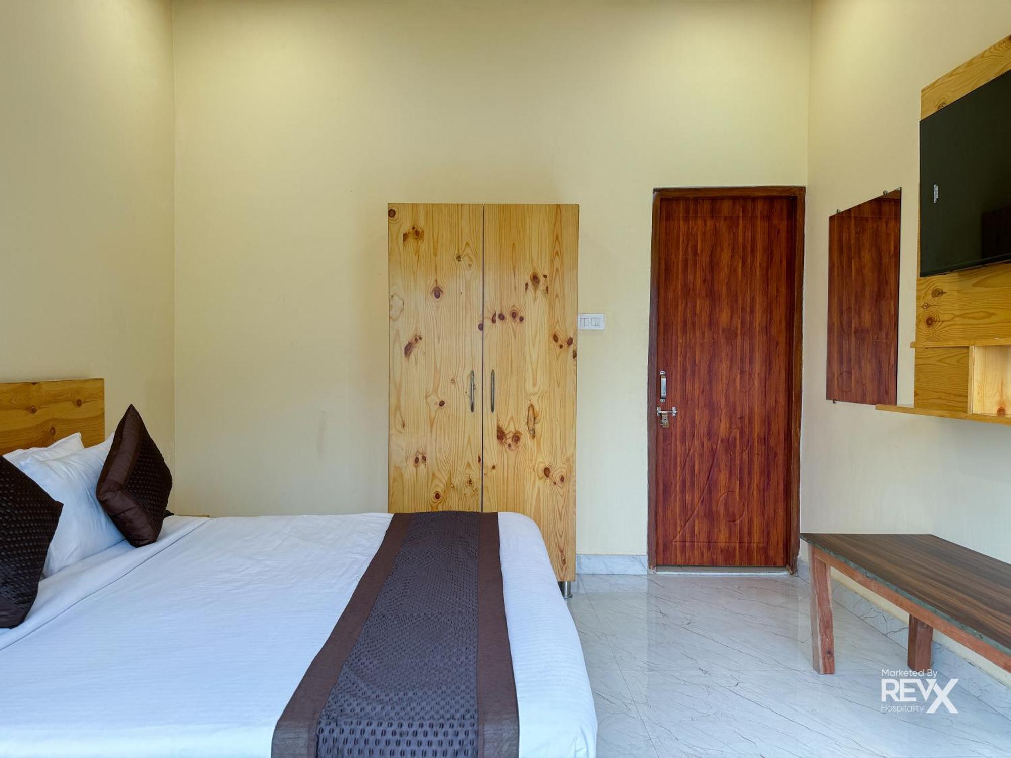 The Leisure Cave On The Ganges Hotel Rishīkesh Buitenkant foto