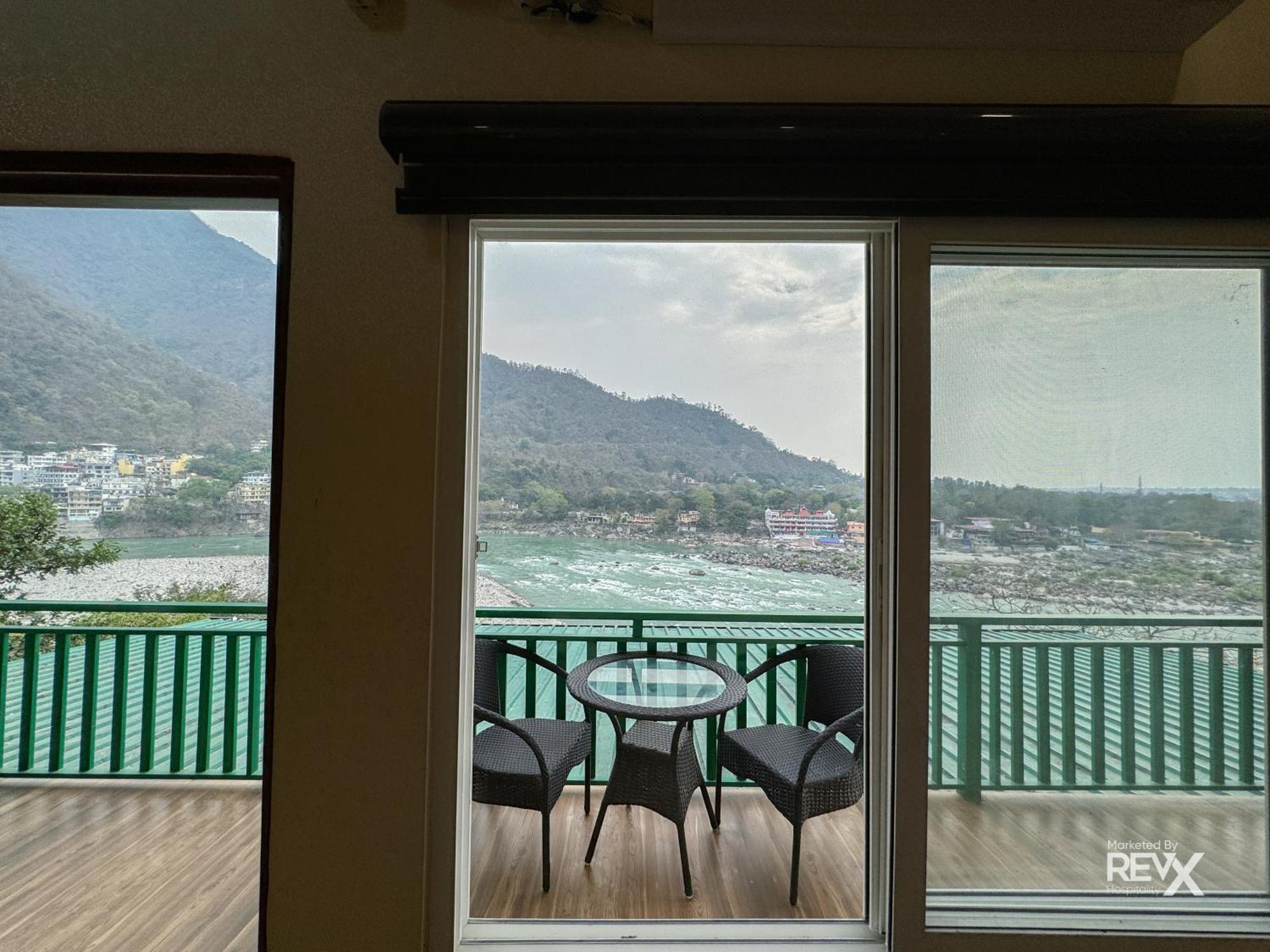 The Leisure Cave On The Ganges Hotel Rishīkesh Buitenkant foto