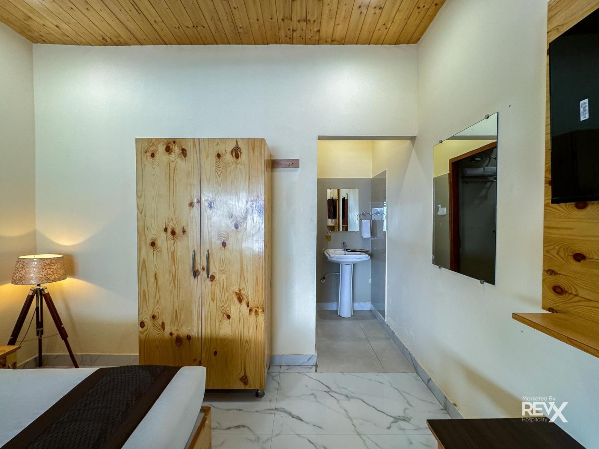 The Leisure Cave On The Ganges Hotel Rishīkesh Buitenkant foto